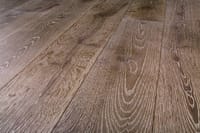 Stile Smoked engineered wood flooring