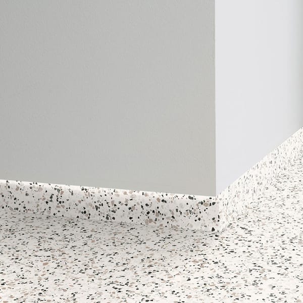 Decorative set-on skirtings for LVT